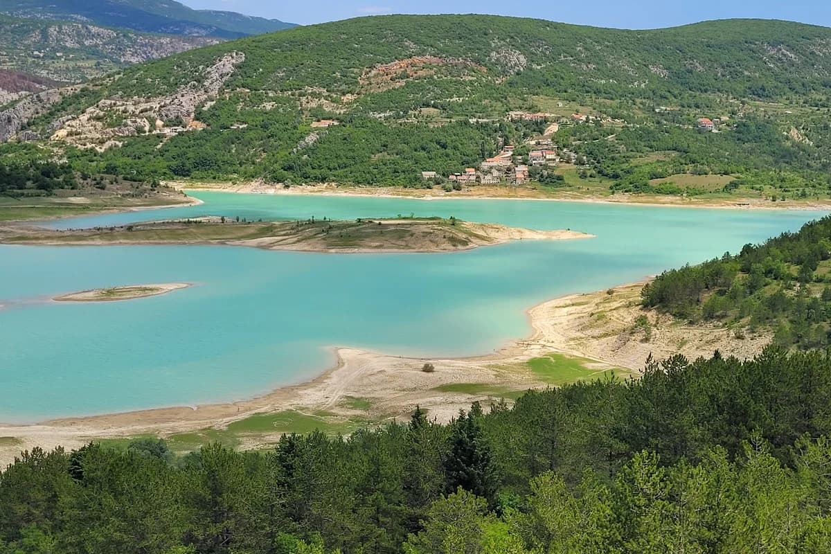 Pogled na Zeleno jezero