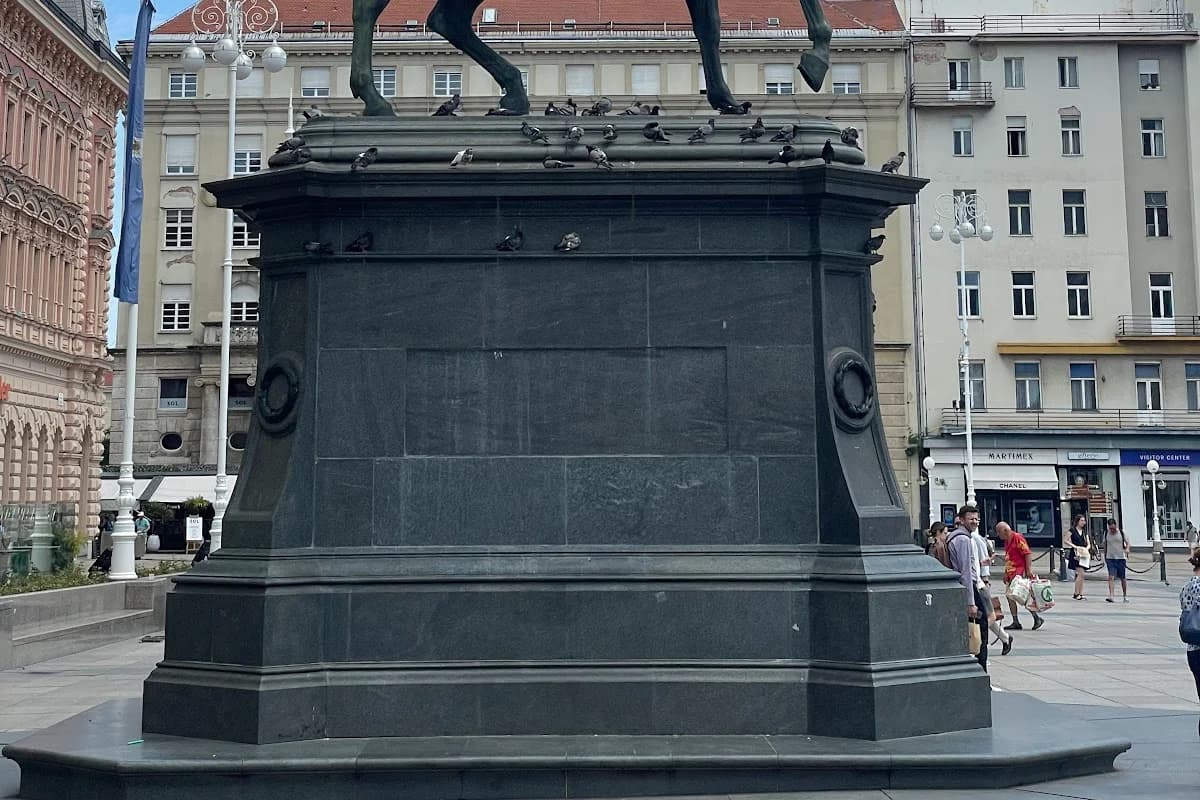 Spomenik banu Josipu Jelačiću