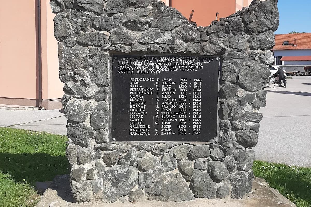 Spomen kosturnica palim borcima Varaždin