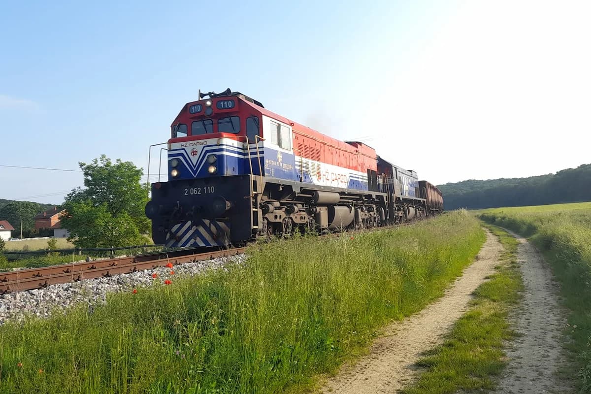 Željeznička stanica Veliko Trojstvo