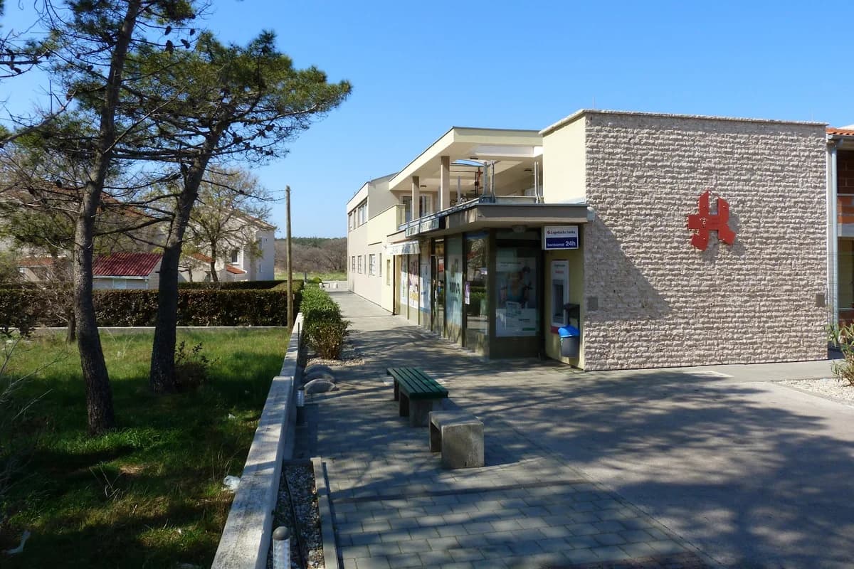 Ljekarna Nin (Ljekarna Kremić)