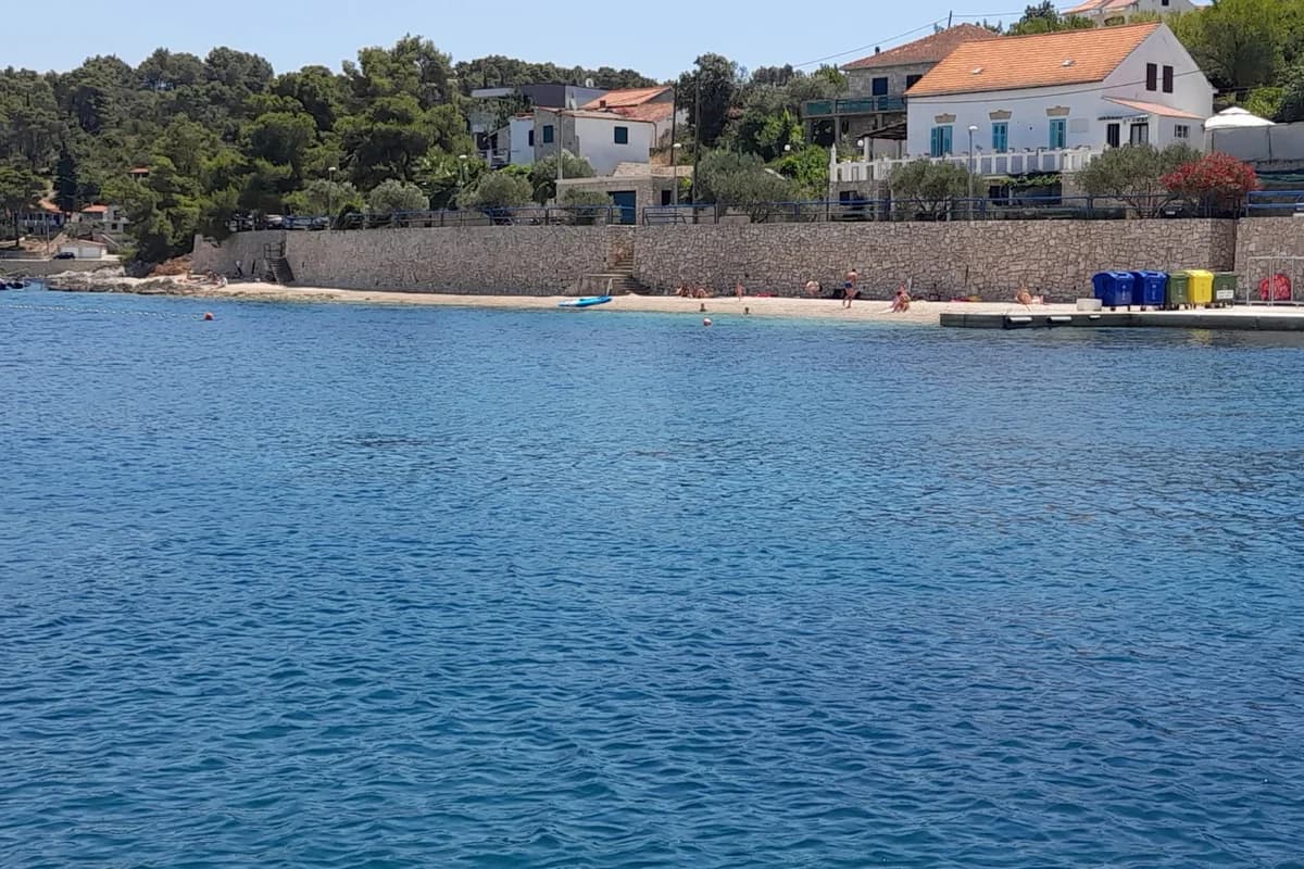 Trajektna luka Rogač