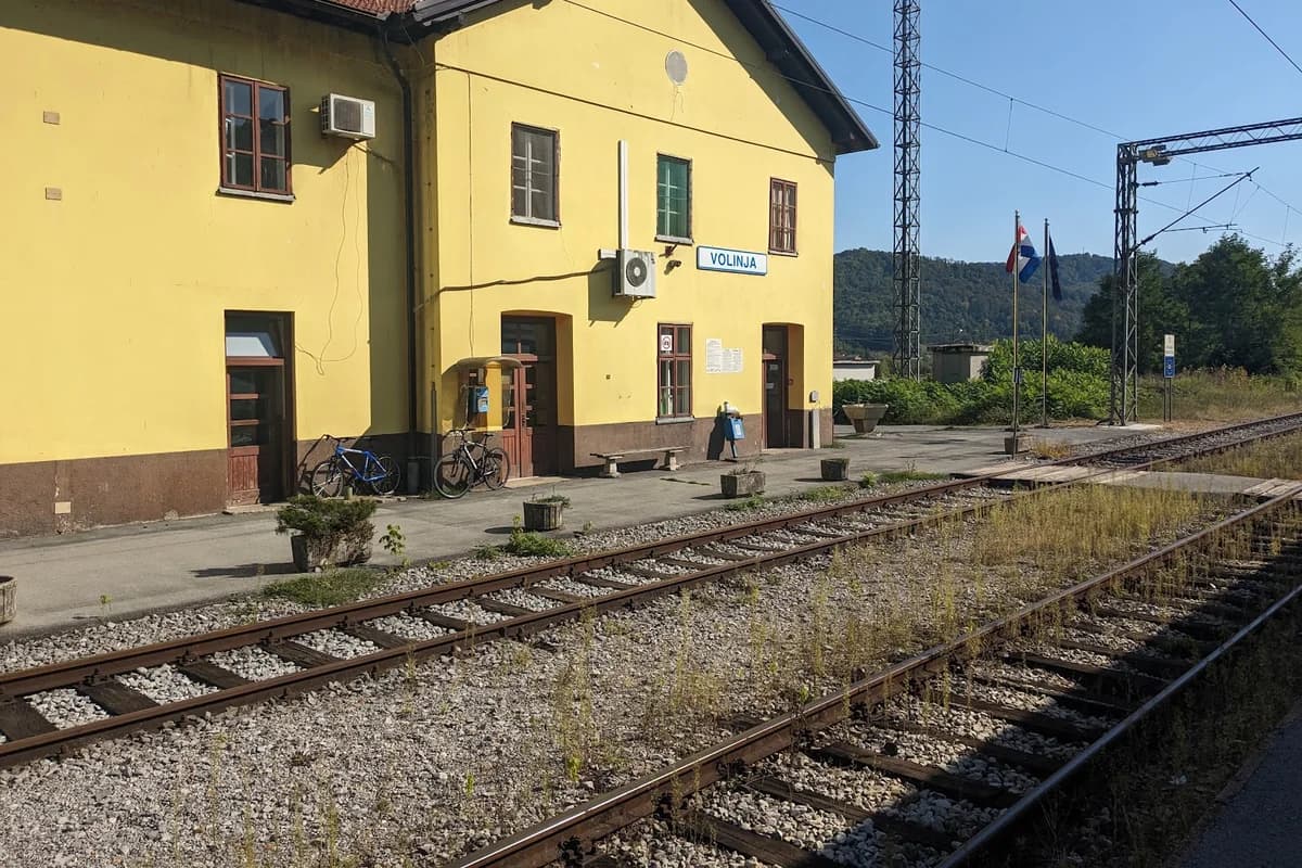 Željeznička stanica Volinja
