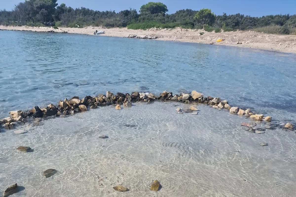 Marina Bucht Sv. Nikola, Insel Olib