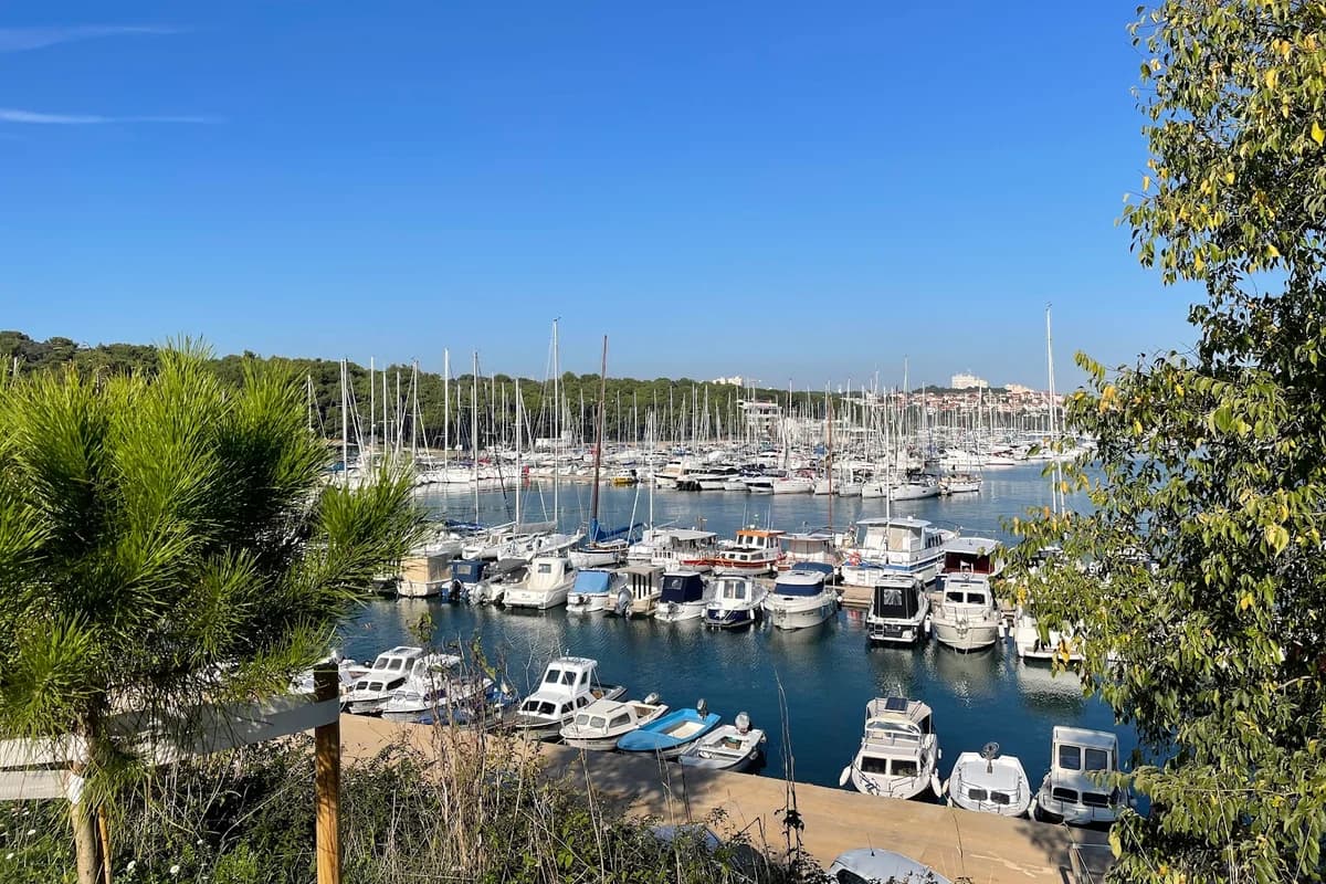 Marina Bunarina - Pula