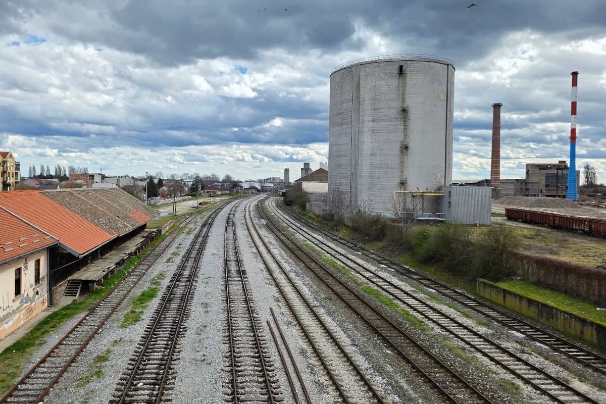 Željeznička stanica Osijek Donji Grad