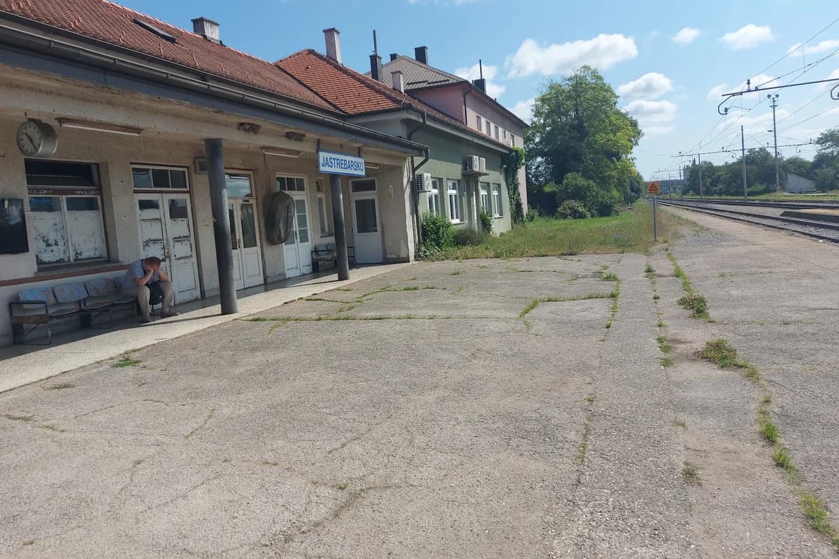Željeznička stanica Jastrebarsko