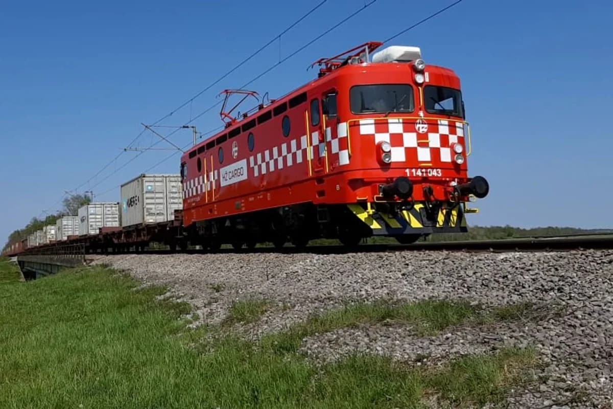 Željeznička stanica Draganići