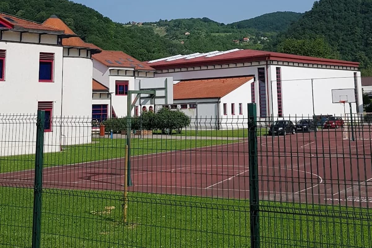 Autobusni kolodvor Pregrada