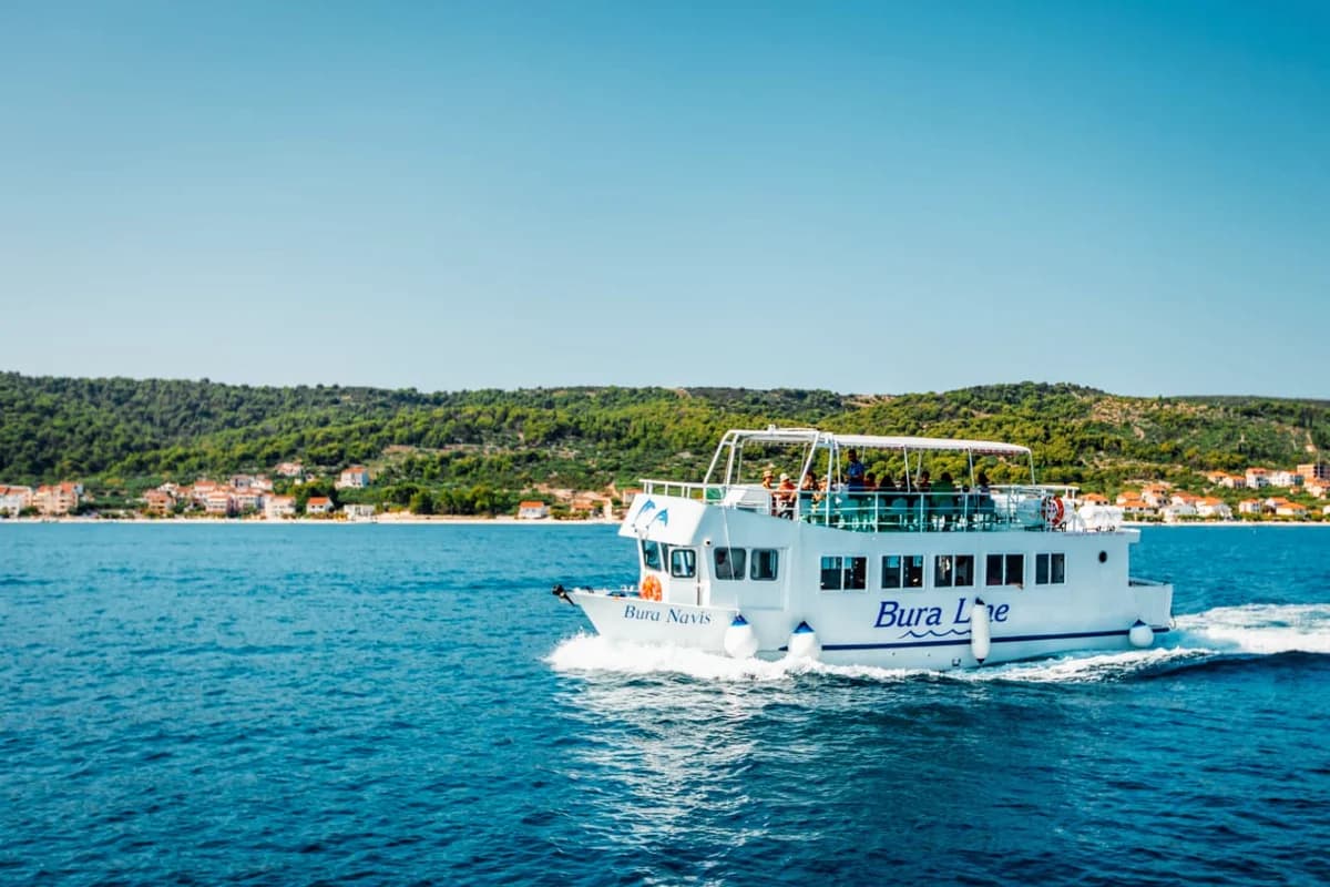 Trajektna luka Bura Line