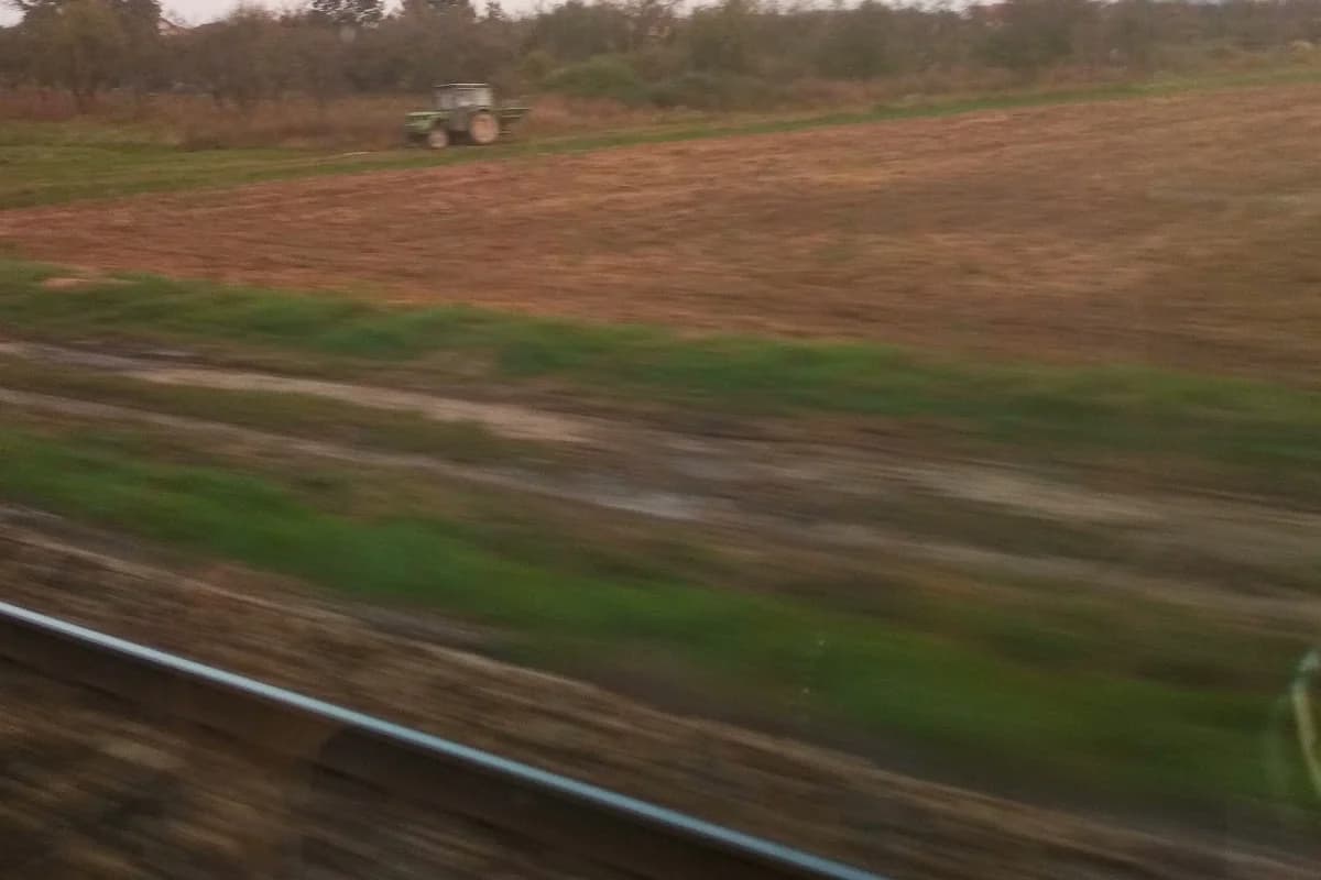 Željeznička stanica Zadubravlje