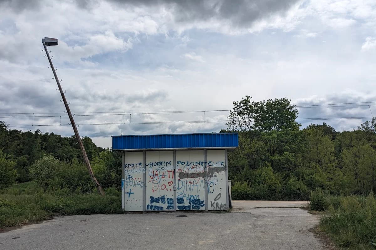 Željeznička stanica Mavračići
