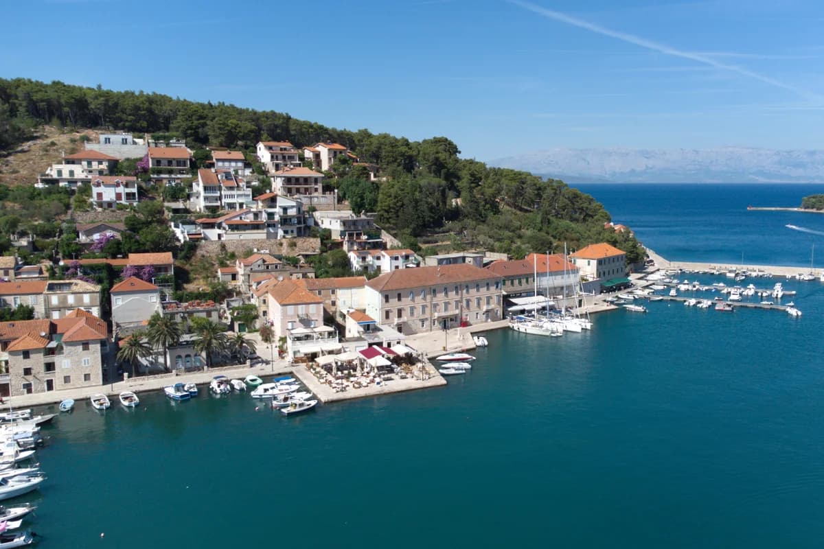 Marina Sidrište Luka Hvar