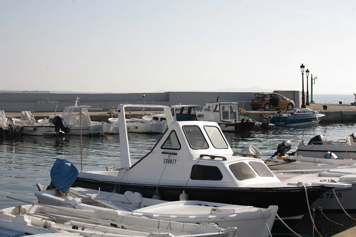 Marina Luka Vir