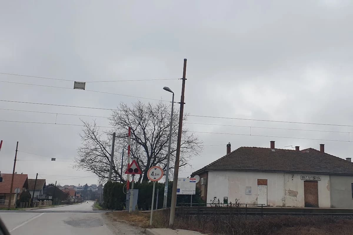 Željeznička stanica Božjakovina
