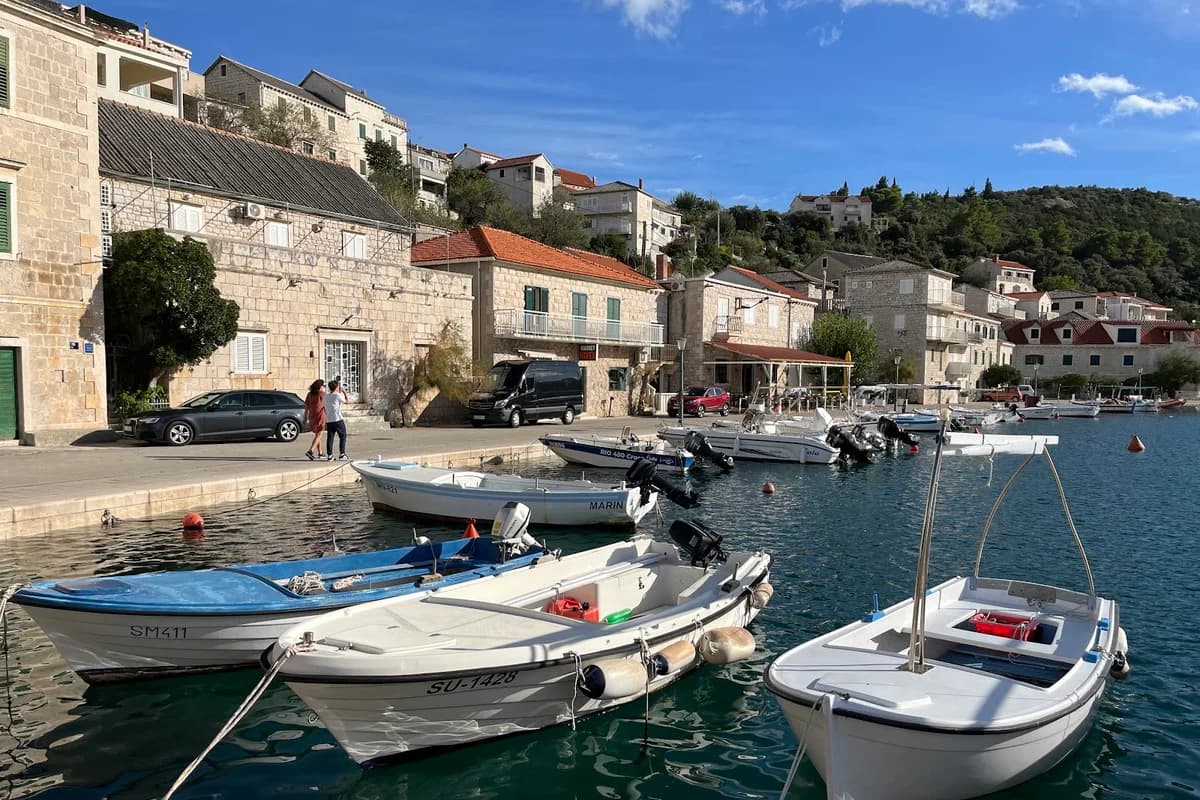 Marina Povlja