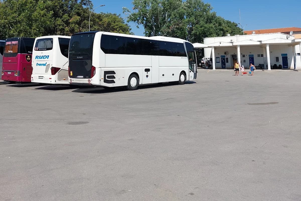 Autobusni kolodvor Krk