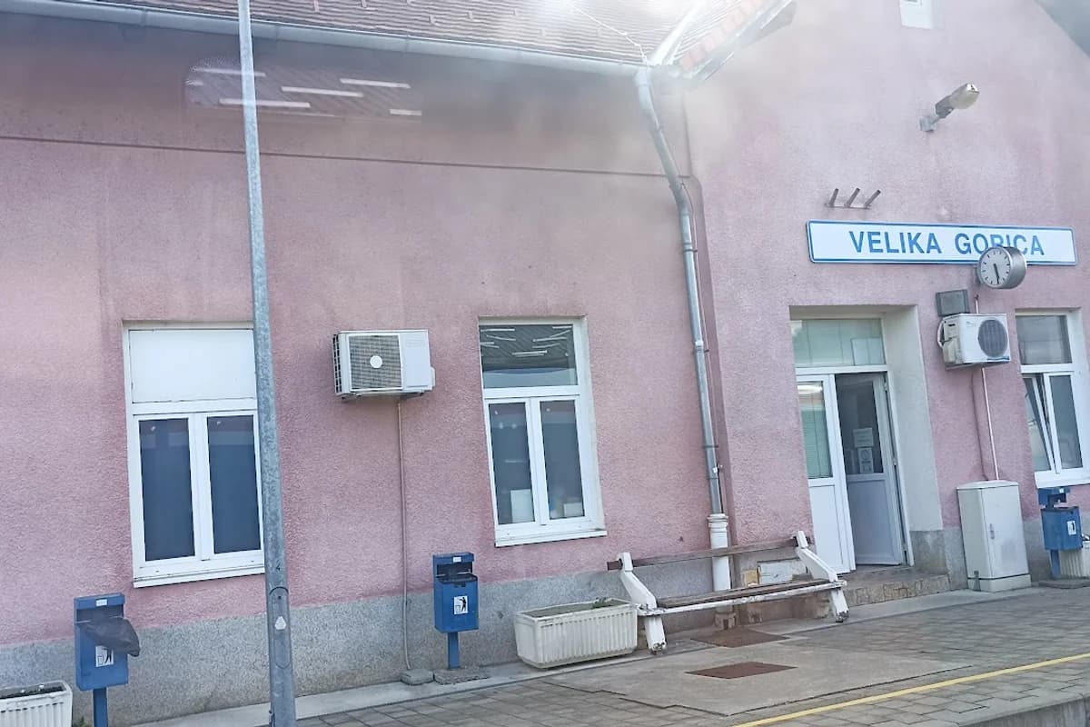 Željeznička stanica Turopolje