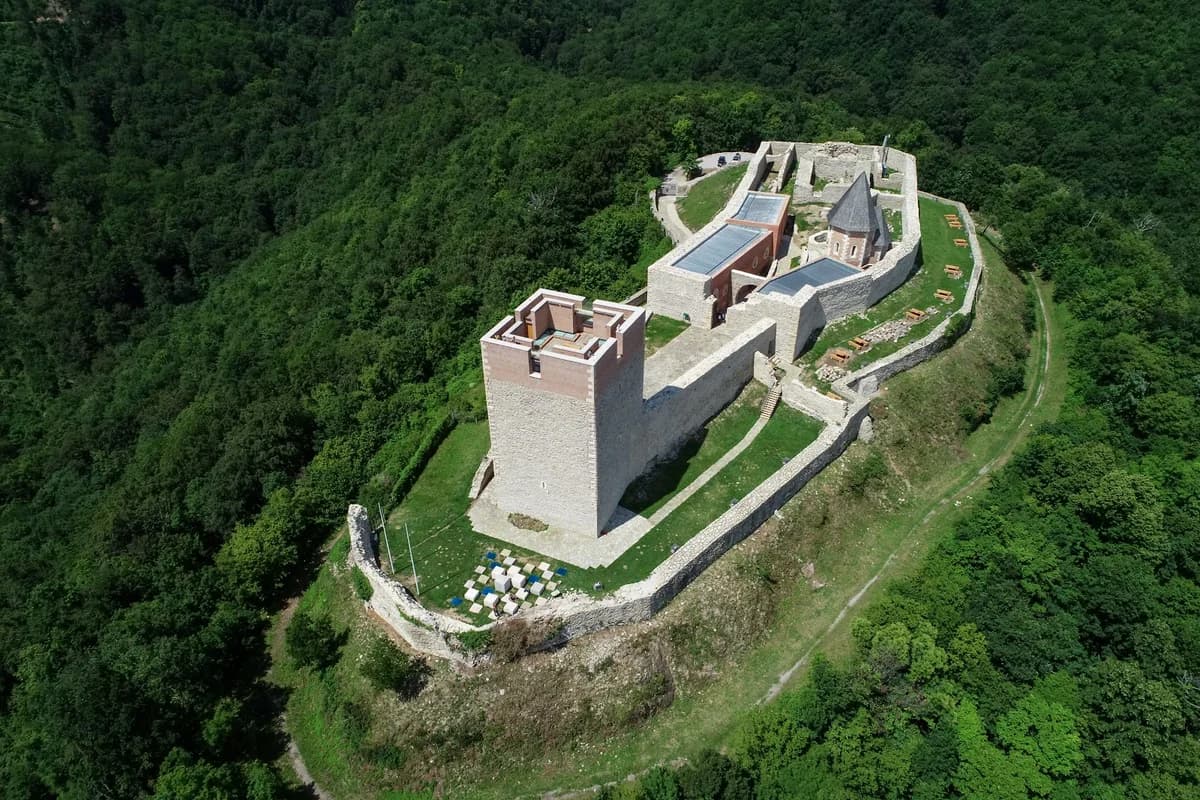 Vidikovac na Medvedgradu