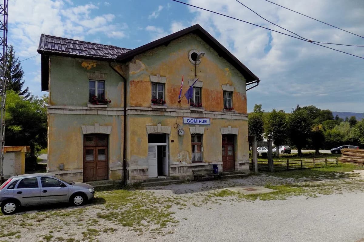 Željeznička stanica Gomirje