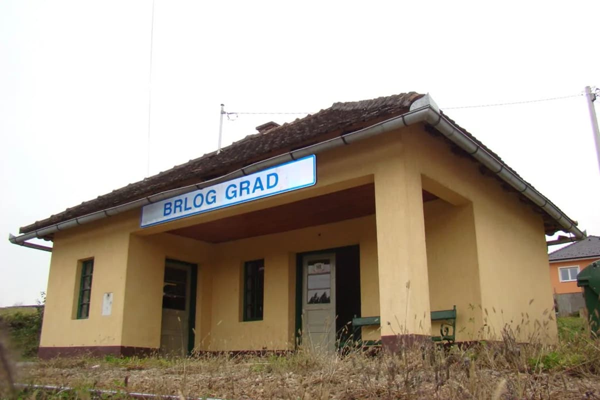 Željeznička stanica Brlog Grad