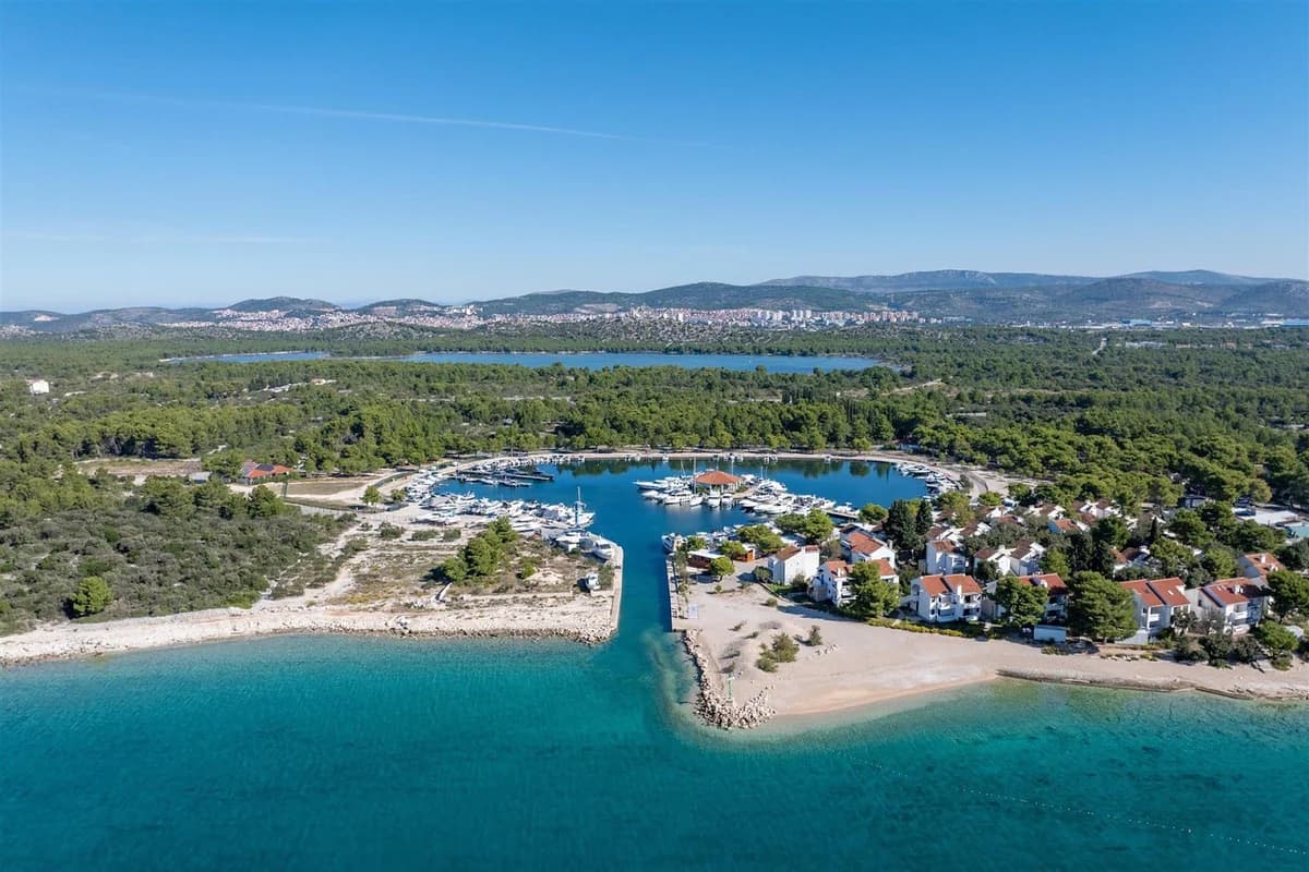 Solaris Yacht Marina
