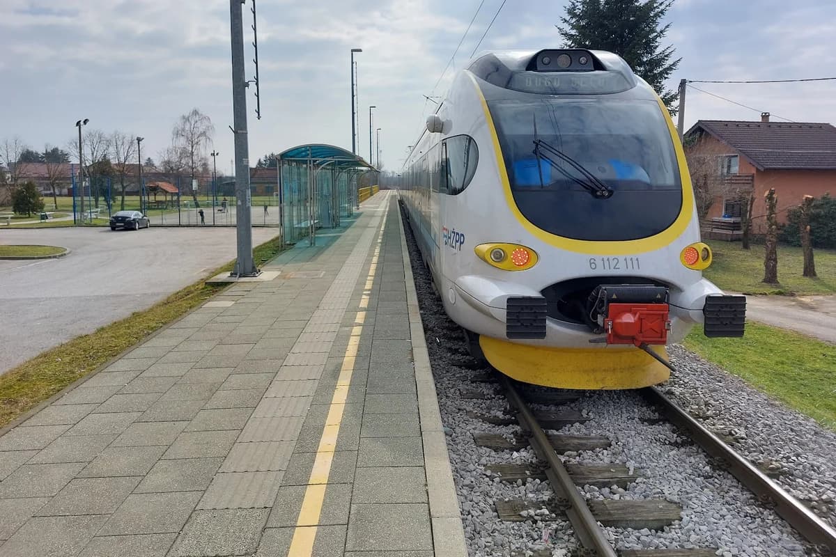 Željeznička stanica Harmica