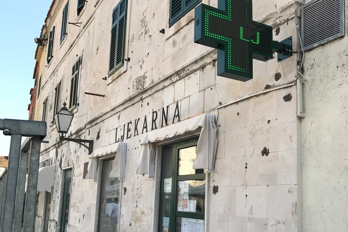 Gradska ljekarna Makarska