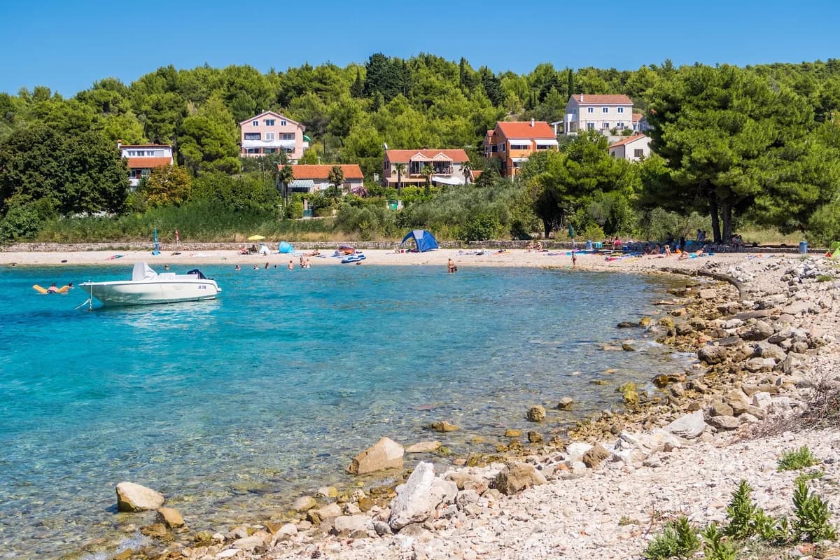 Plaža Prvić - Šepurine