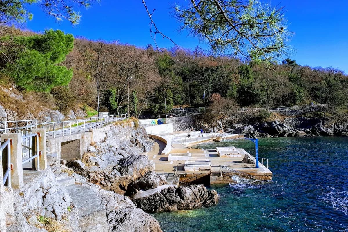 Plaža Kostanj