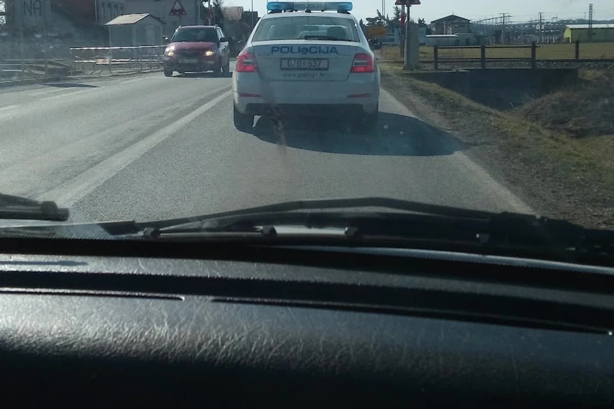 Željeznička stanica Velimirovac
