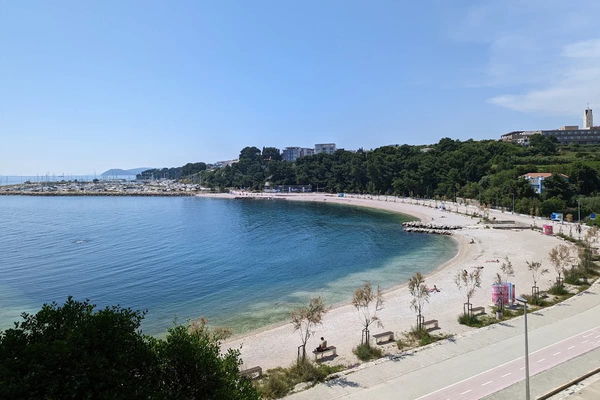 Plaža Trstenik