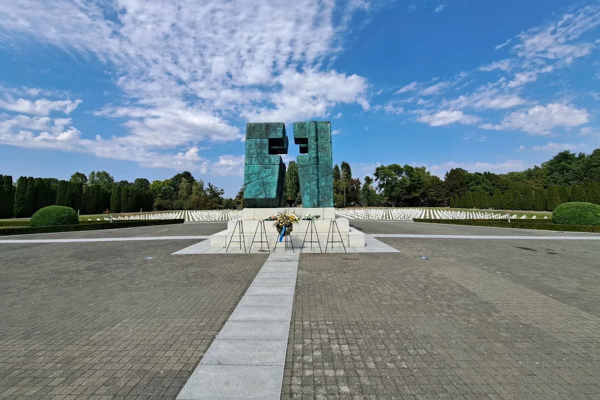 Memorijal vukovarskih zrakoplovaca