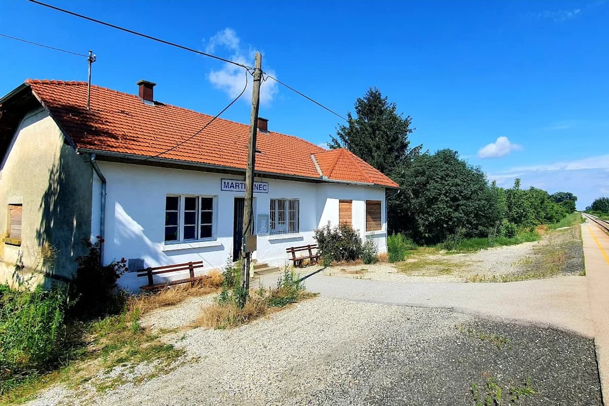 Željeznička stanica Martijanec