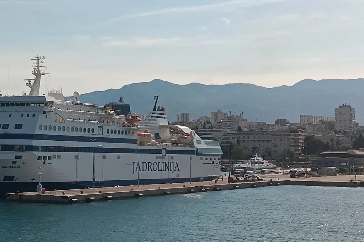 Trajektna luka Vez 19