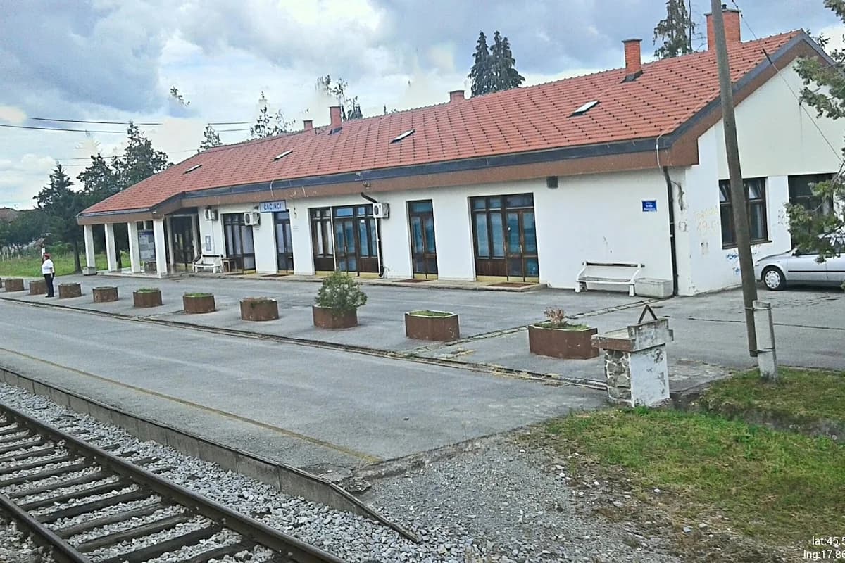 Željeznička stanica Čačinci