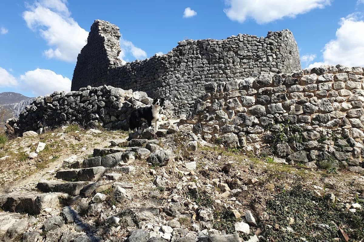 Vidikovac utvrda Badanj
